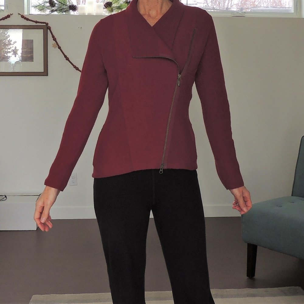 NWOT Wool/Alpaca Red Zip-front Cardigan - Picture 3 of 13